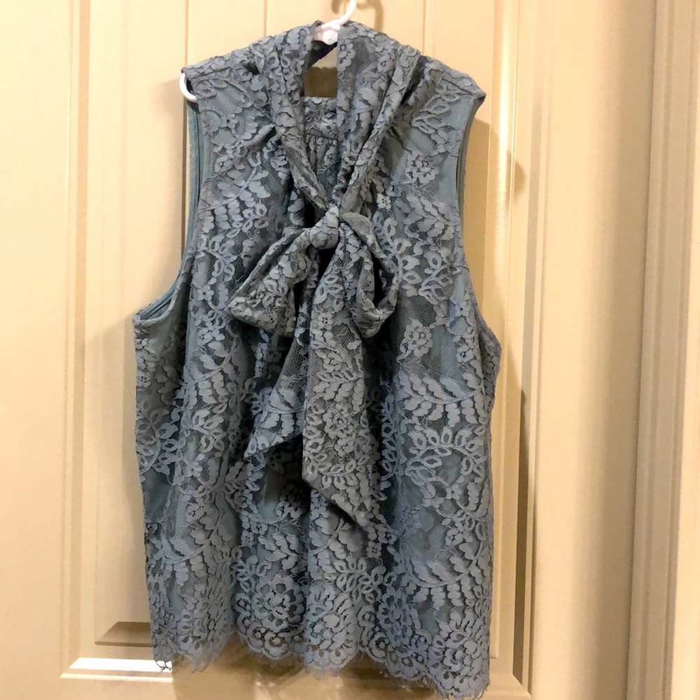 Aqua sleeveless lace top